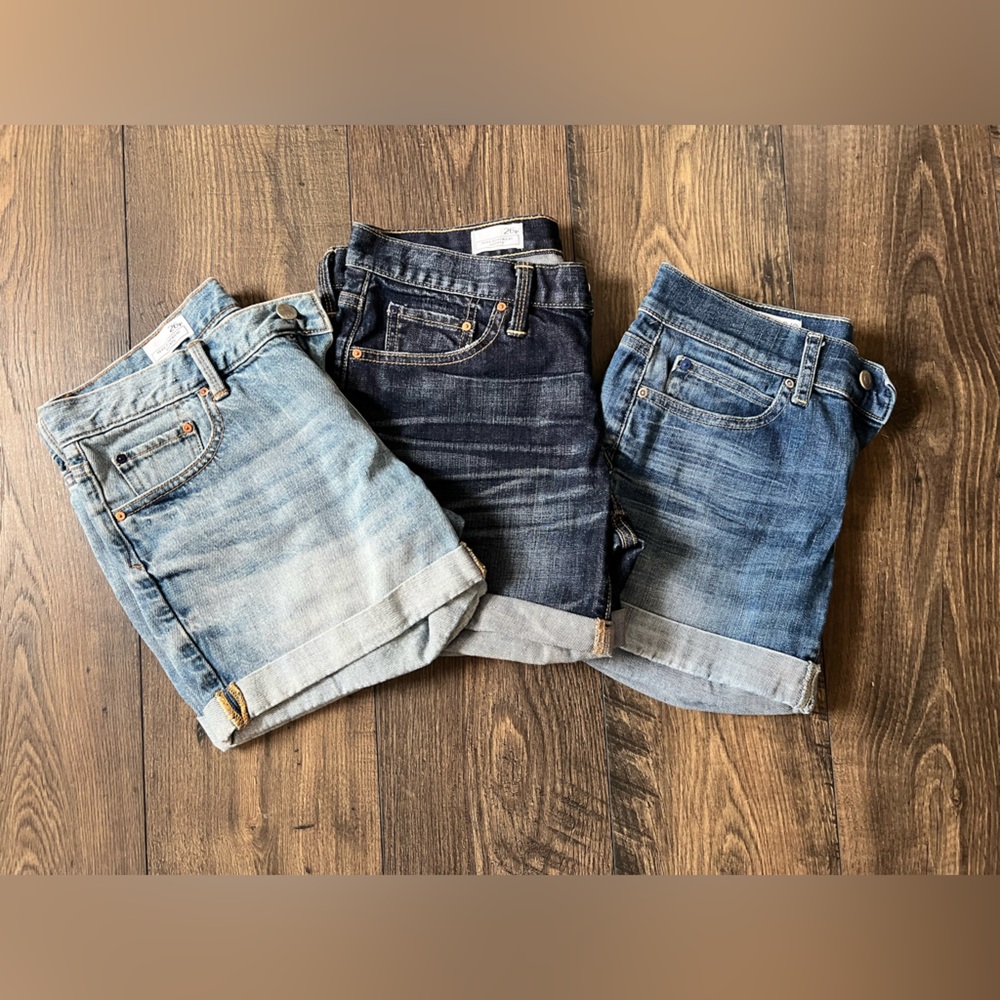 Lot of 3 pairs of GAP jean shorts size 2